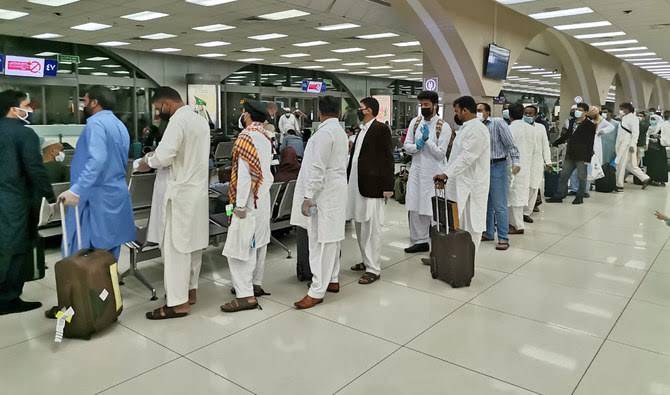36000 Pakistani lost thier jobs in Gulf countries