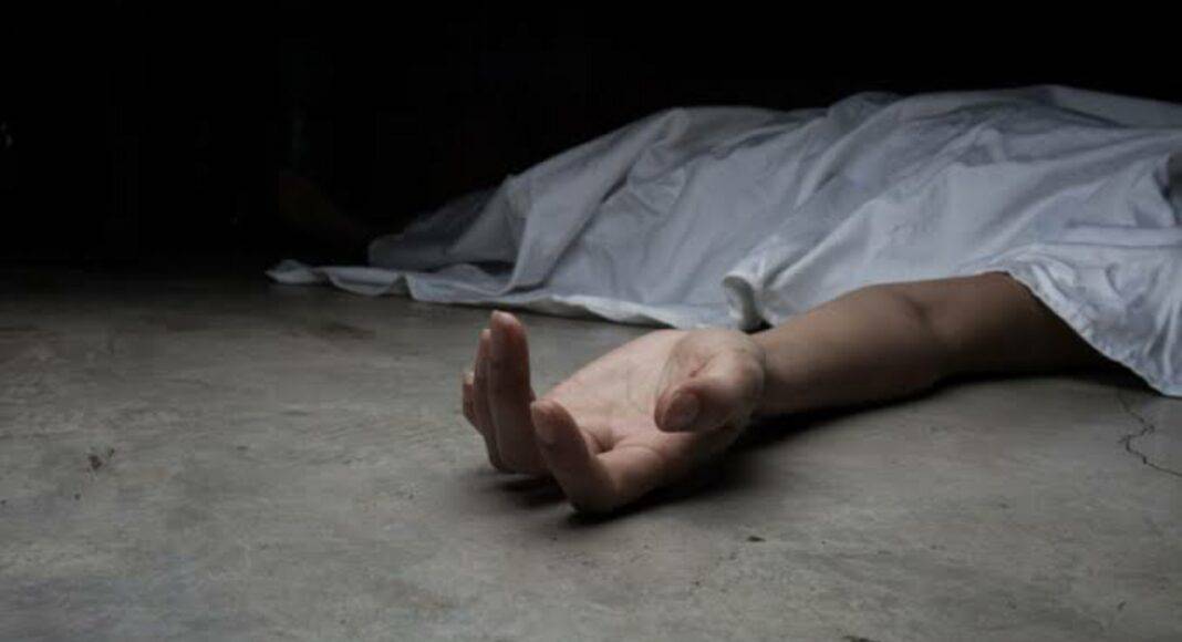 19 years old died in Karachi due to electrical shock