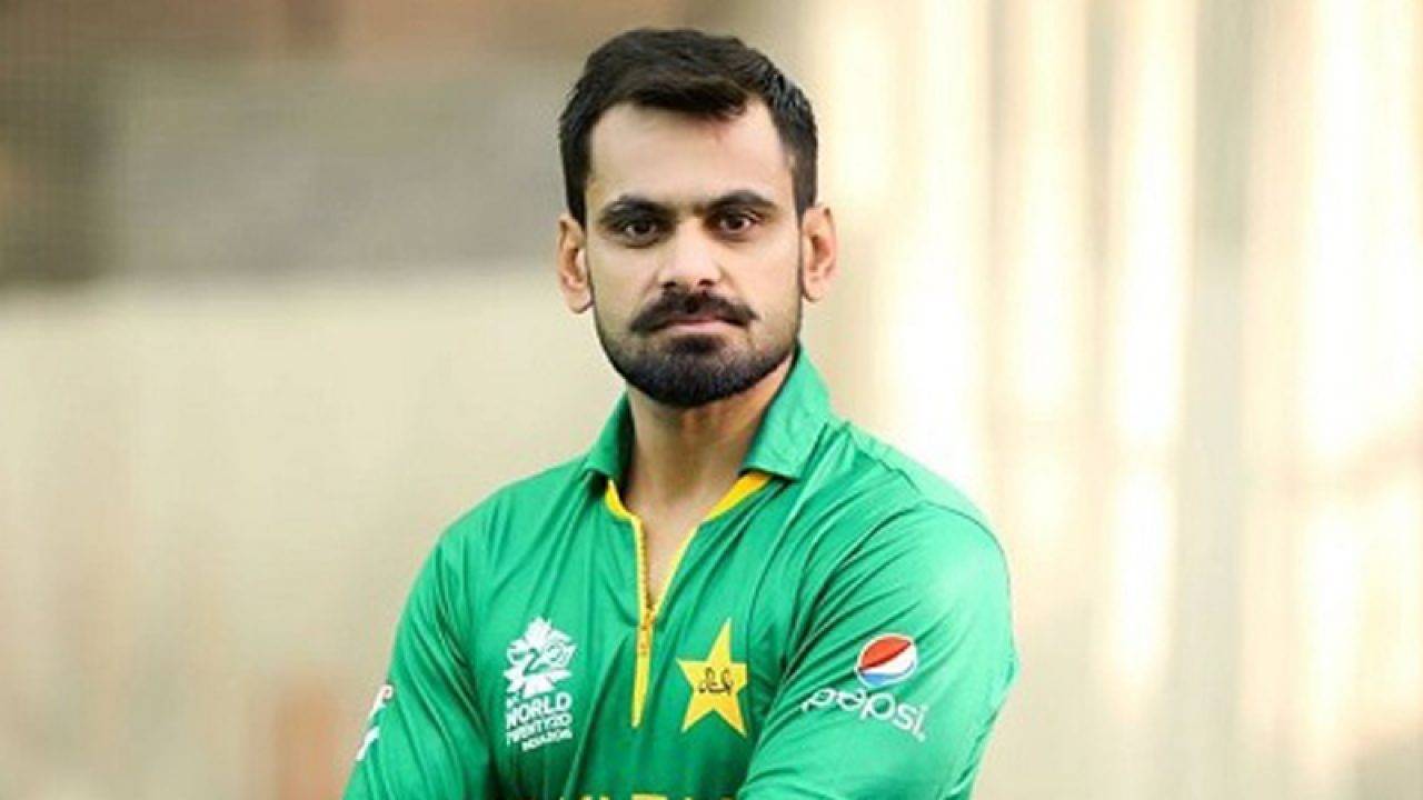 Hafeez Receives Honorary Life Membership